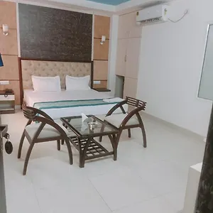  Bed & Breakfast Aero Stay-